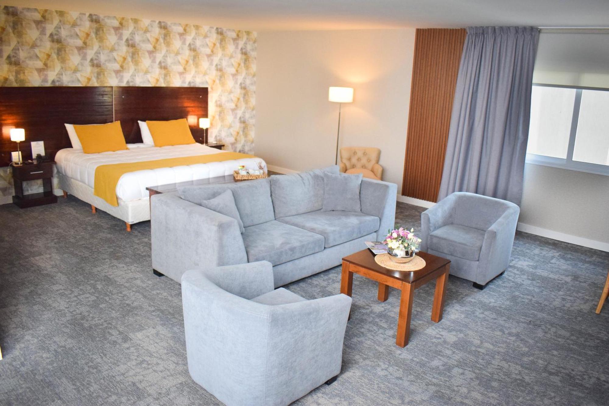Howard Johnson Plaza & Convention Center 3* La Plata